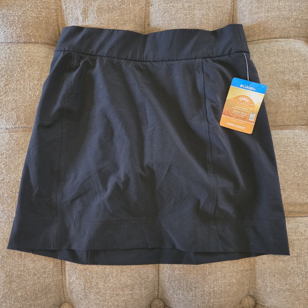 NWT Columbia Omni-Shade Black Skort - Small